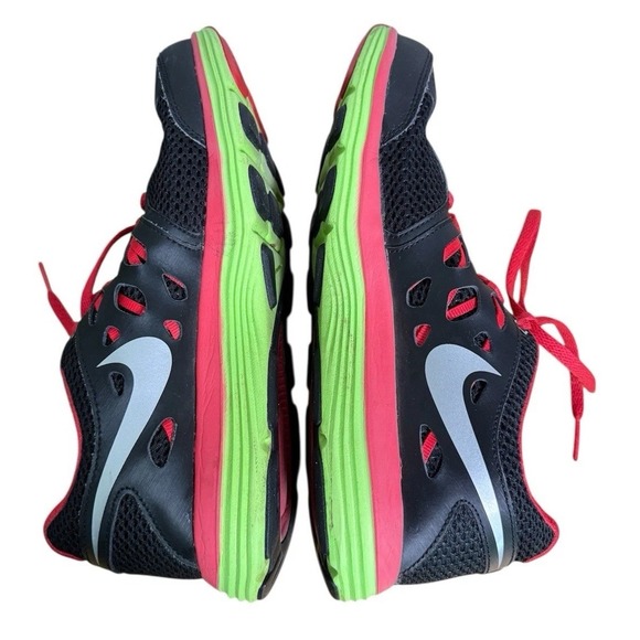 Nike WOMEN PRE-OWNED 7.5 Dual Fusion lite Black/Green/Red Running Shoes Sneakers - Picture 1 of 14